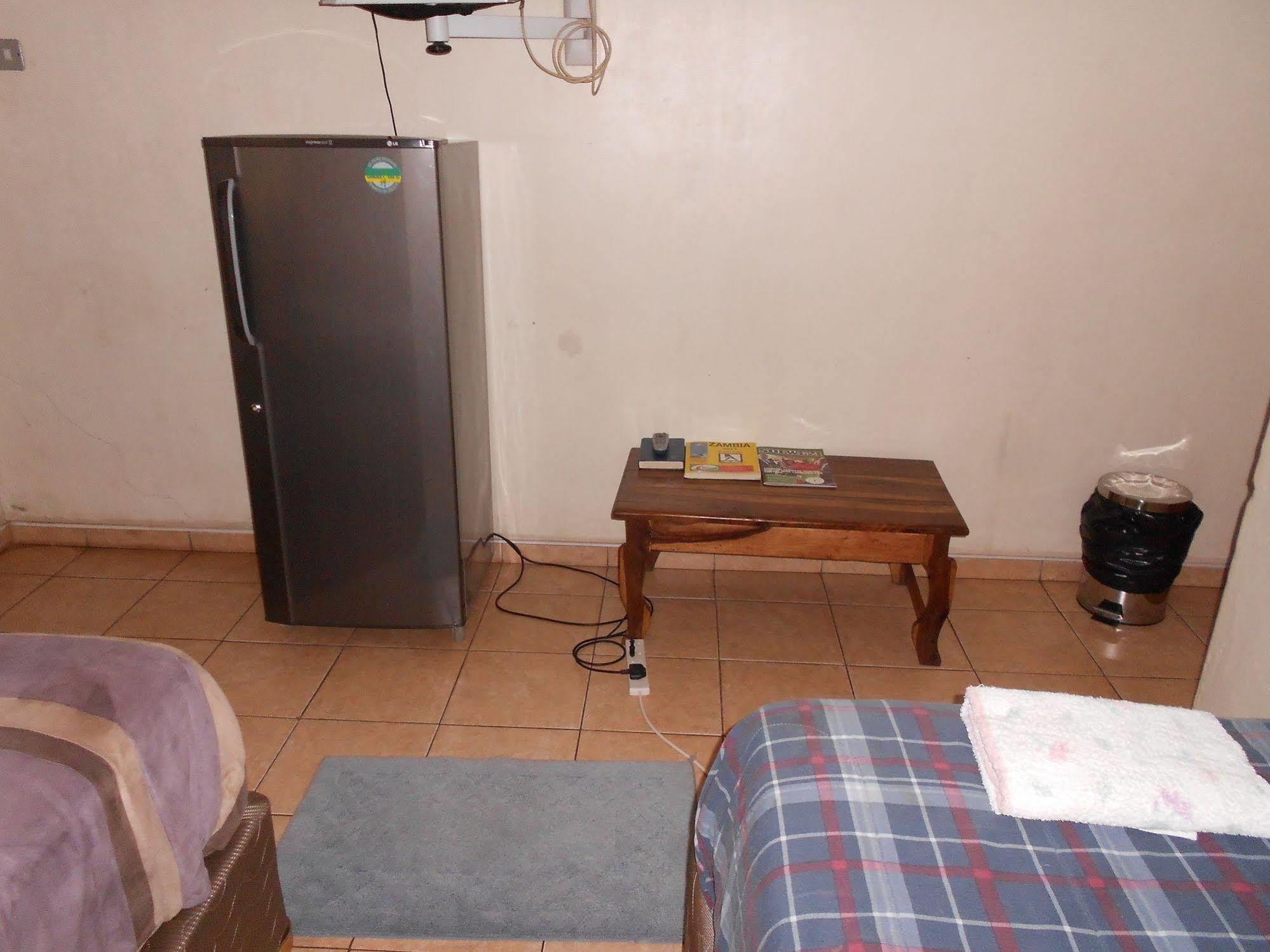 Comfort Corner Guesthouse Livingstone Extérieur photo