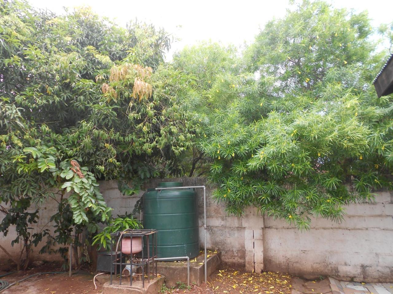 Comfort Corner Guesthouse Livingstone Extérieur photo